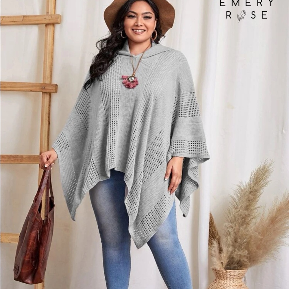 Emery rose poncho (one size)